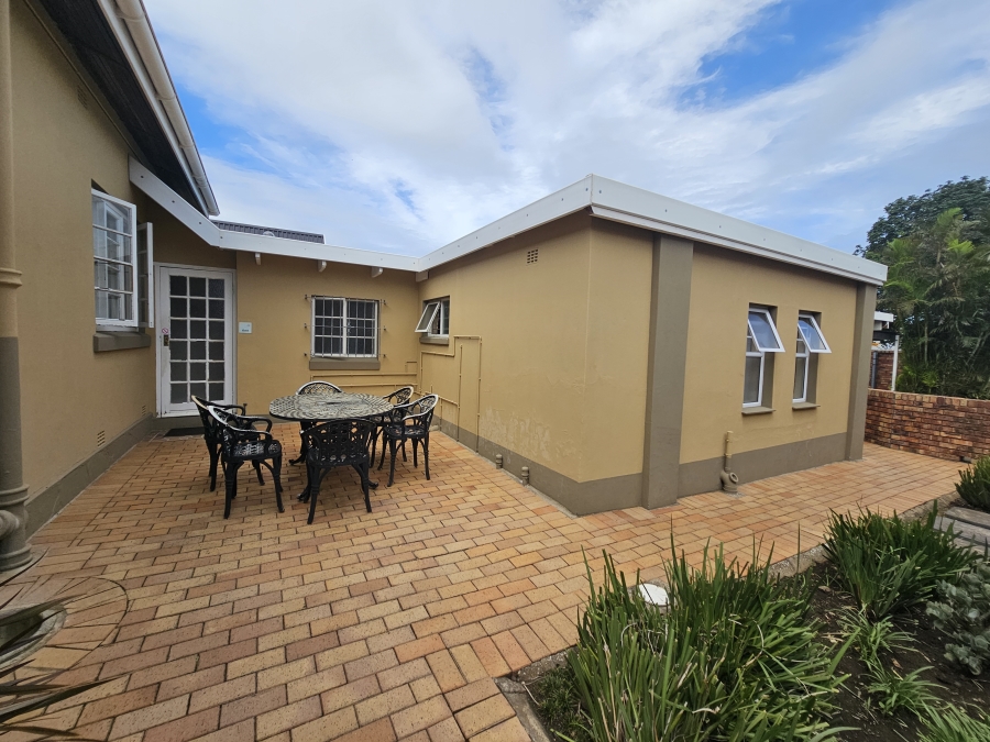 Commercial Property for Sale in Vincent Eastern Cape